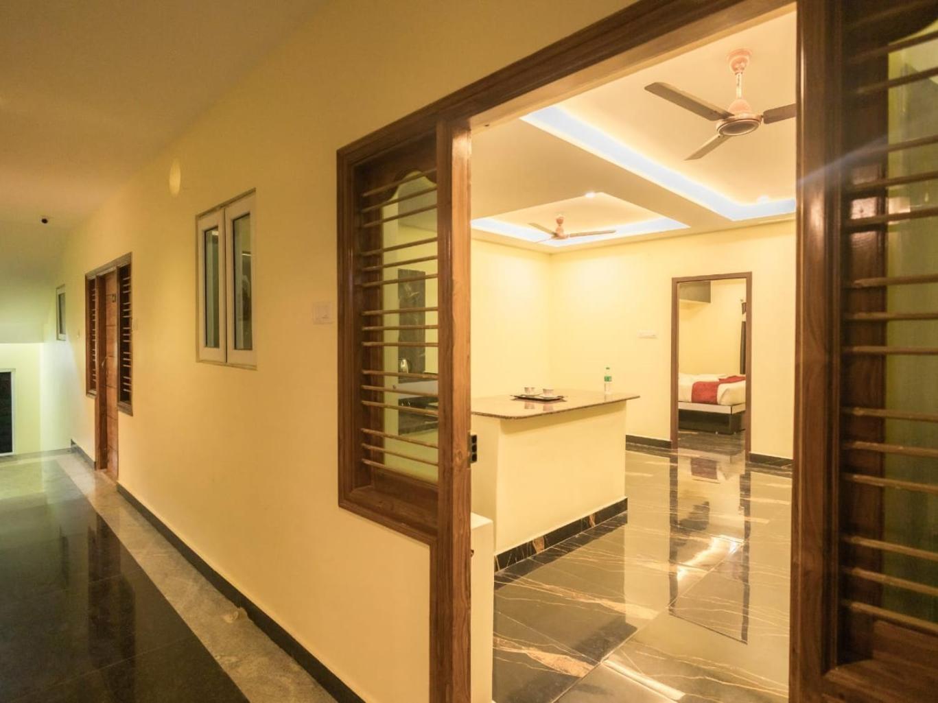 Beestay Hotels Elite Park Тирупати Екстериор снимка