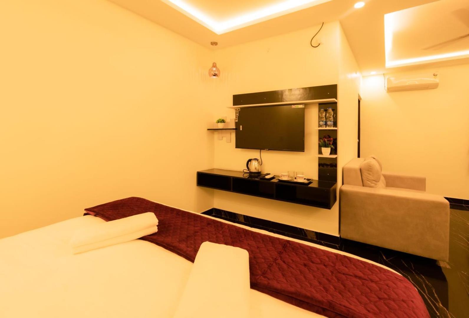 Beestay Hotels Elite Park Тирупати Екстериор снимка